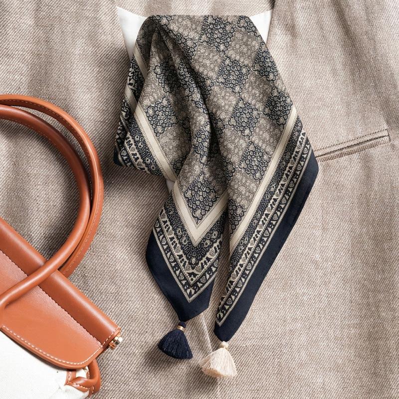 Silk Wool Double-Sided Heterochrome Ethnic Style Retro 70 Velvet Small Square Scarf Silk Scarf Women'S Warm Shawl Light Luxury Scarf Scarf