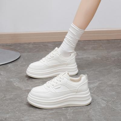 2025 весна белые туфли новая корейская версия женские студенческие туфли на платформе с увеличенным ростом спортивная обувь для сноуборда повседневная уличная съемка HB803