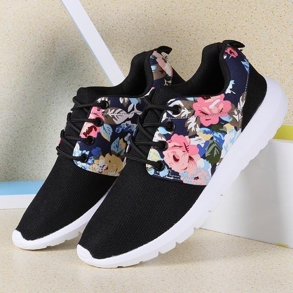 Stylish Women's Casual Outdoor Shoes For Hiking Running And Everyday Use