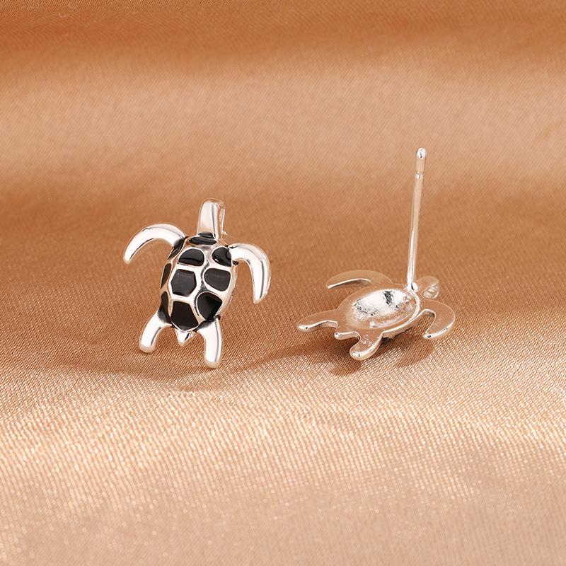 Шикарные серьги-пусеты с морской черепахой для женщин