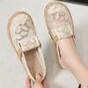 Мода Новинка 2024 года, модная льняная дышащая обувь в этническом стиле с вышивкой для женщин, повседневные женские полутапочки Zapatos De Mujer
