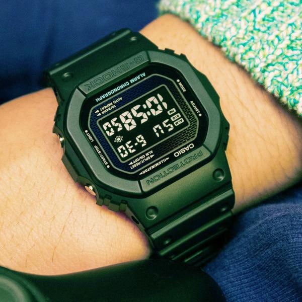 Casio Мужские часы G-SHOCK DW-5600RW-1JF [G-SHOCK Brick Pattern Design] Square Watch Black Digital