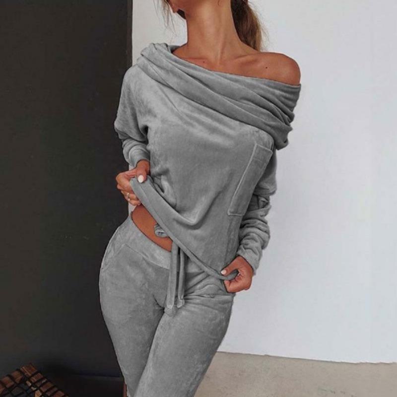 Women's  Fashion Casual 2-piece Coral Velvet Off-shoulder Top + Trousers Suit Running Suit Breathable Sportswear Yoga Suit
