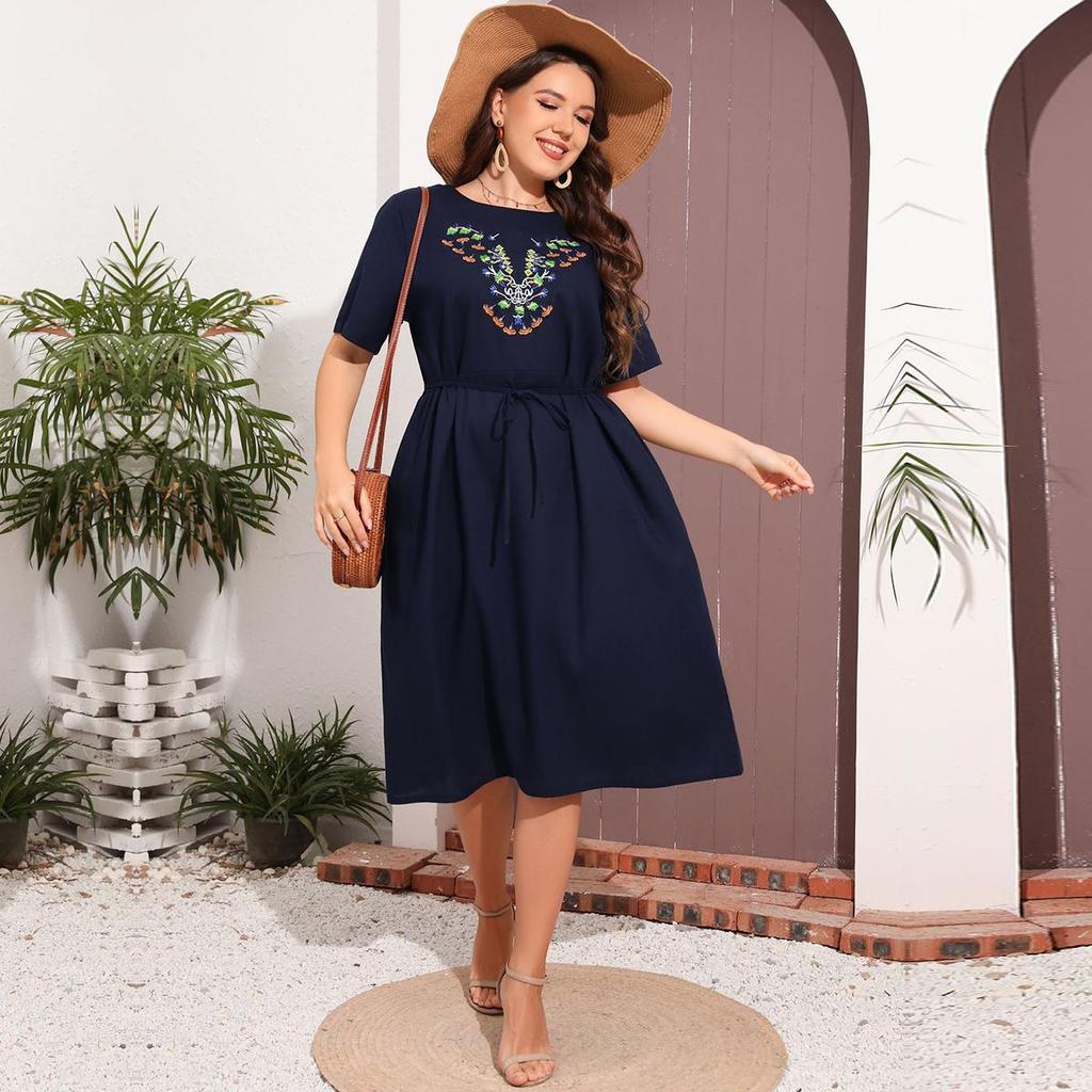 Женское летнее платье с круглым вырезом и коротким рукавом с вышитым поясом больших размеров, свободное простое платье синего цвета XL-5XL