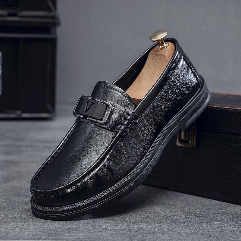 Мужская обувь весна 2025 новые дышащие однопедальные ленивые туфли мужские трендовые британские мужские повседневные кожаные туфли мужские