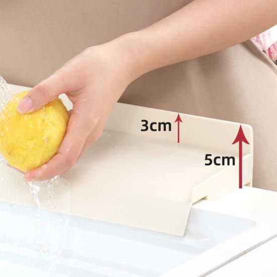 Silicone Sink Splash Guard Vegetable Washing Water Splash Protector Non-slip Reusable Kitchen Sink Countertop Edge Anti-Splash Shield Board