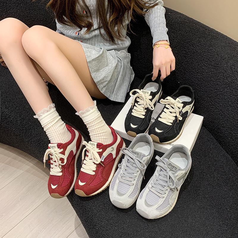 Thin breathable mesh Forrest Gump shoes women's 2025 summer new super fire thick-soled retro casual soft-soled red German training shoes