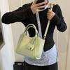 Bag Women's New Fashion Versatile Handbag Casual Messenger Bag