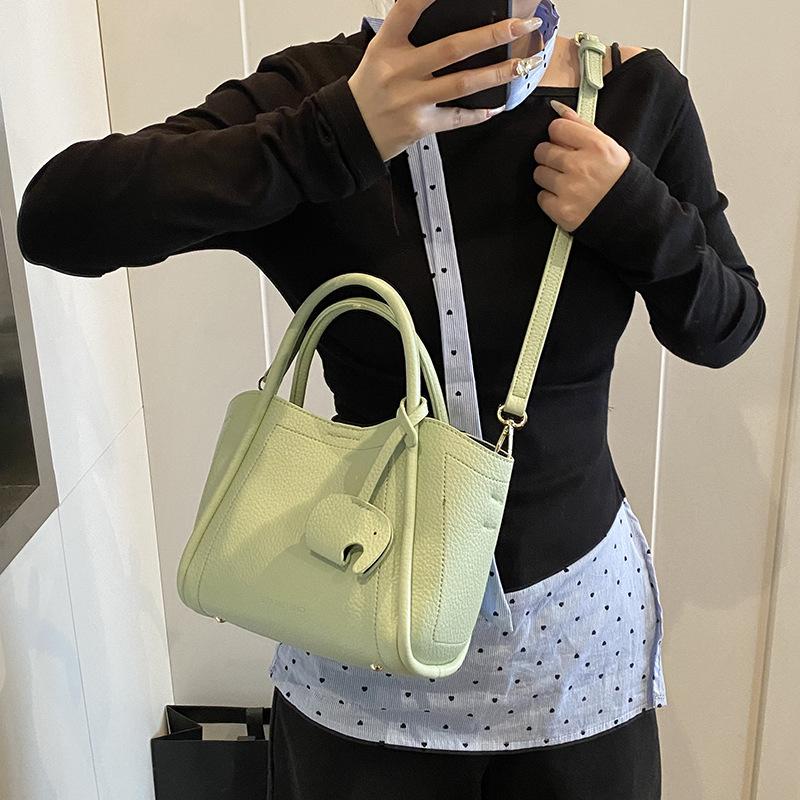 Bag Women's New Fashion Versatile Handbag Casual Messenger Bag