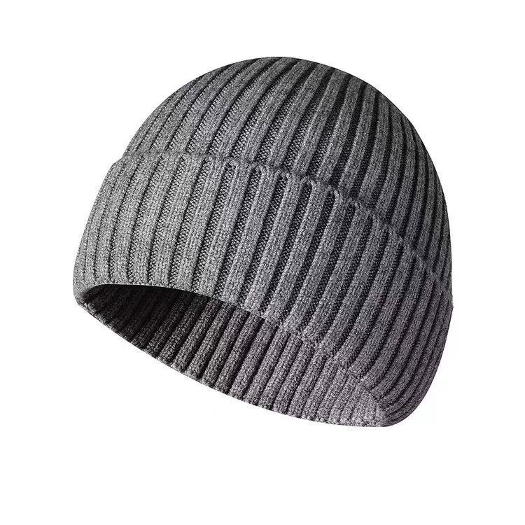 Autumn Winter Luxury Jacquard Knitted Hat Versatile Designer Woolen Bonnets for Men Women with Character Pattern Warm Gorras