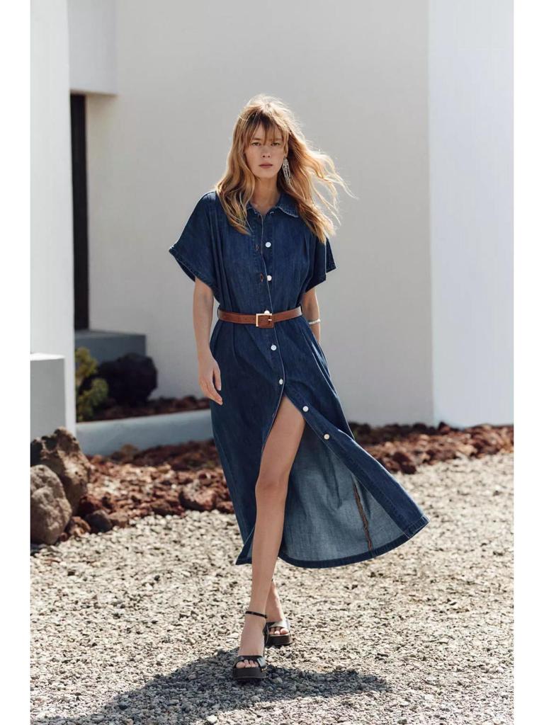 2025 Cotton French Retro Slimming Denim Shirt Dress – High-End Waist-Cinching Long Dress for Women, Autumn Collection