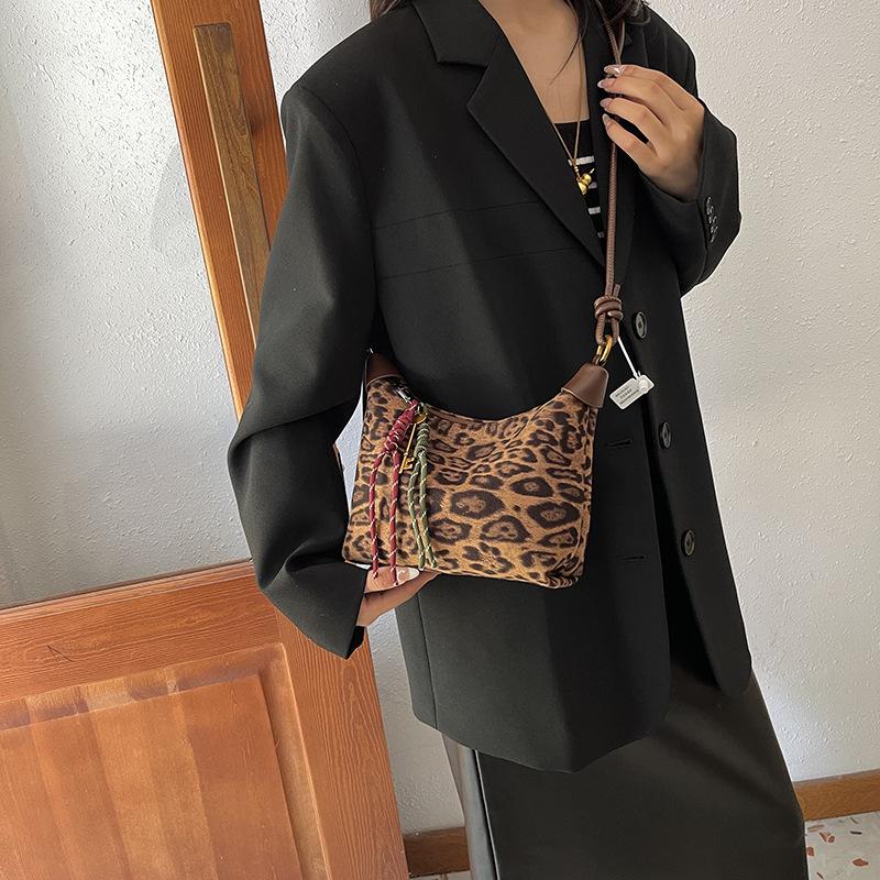 Вместительная замшевая сумка на молнии через плечо, однотонная, модная, трендовая сумка-тоут, мягкая строчка, простая подвеска, сумочка ARI