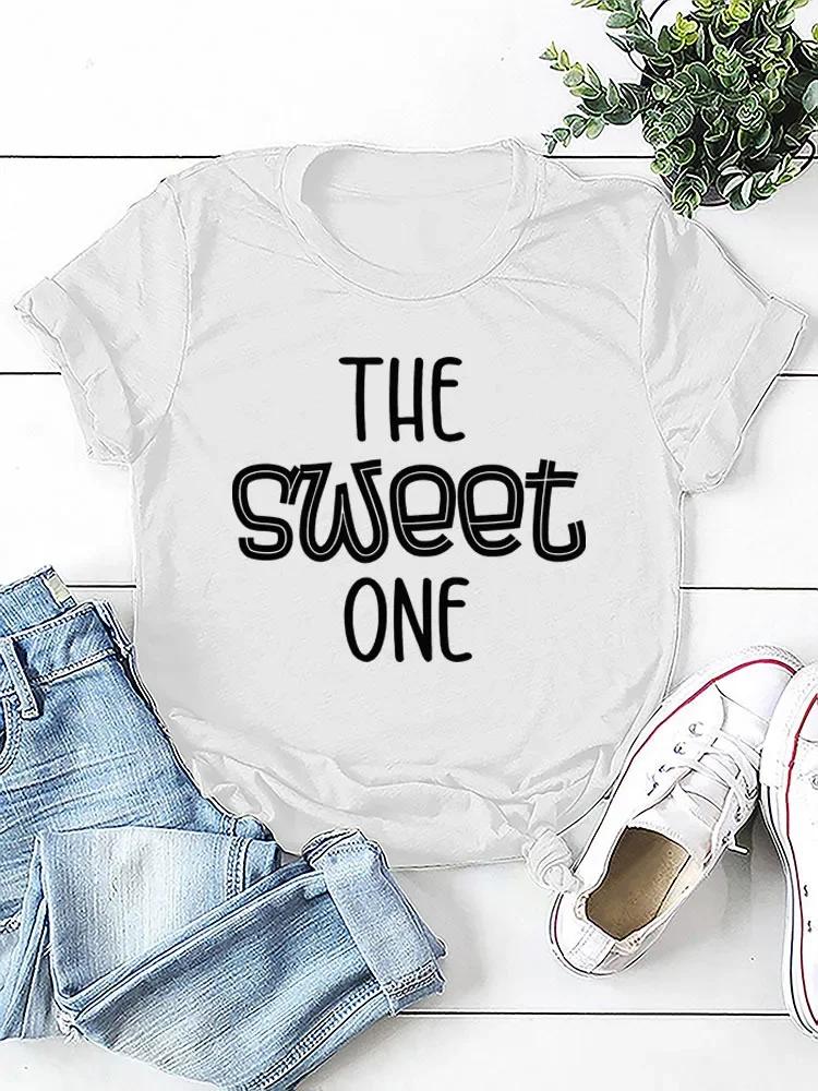 Женская футболка с принтом в виде буквы THE SWEET ONE и коротким рукавом с круглым вырезом, свободная женская футболка, женские футболки, топы, женские рубашки