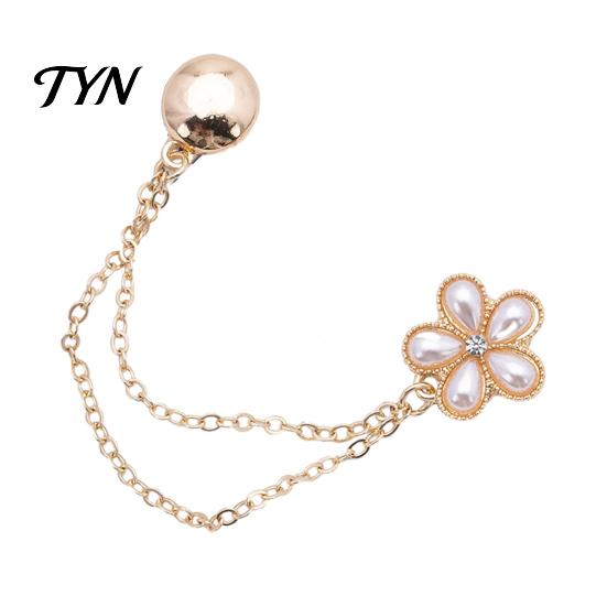 Butterfly Shirt Clips Magnetic Clothing Clips, Flower Four-Leaf Clover for Women, Button Clothes Pins Sleeves, T-Shirt Hems, Pants Legs Damage