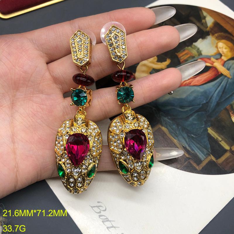 Тяжелая промышленность Винтаж Средневековые украшения Цветная огранка Драгоценный камень Короткое ожерелье Серьги Легкая роскошь Элегантный Универсальный набор