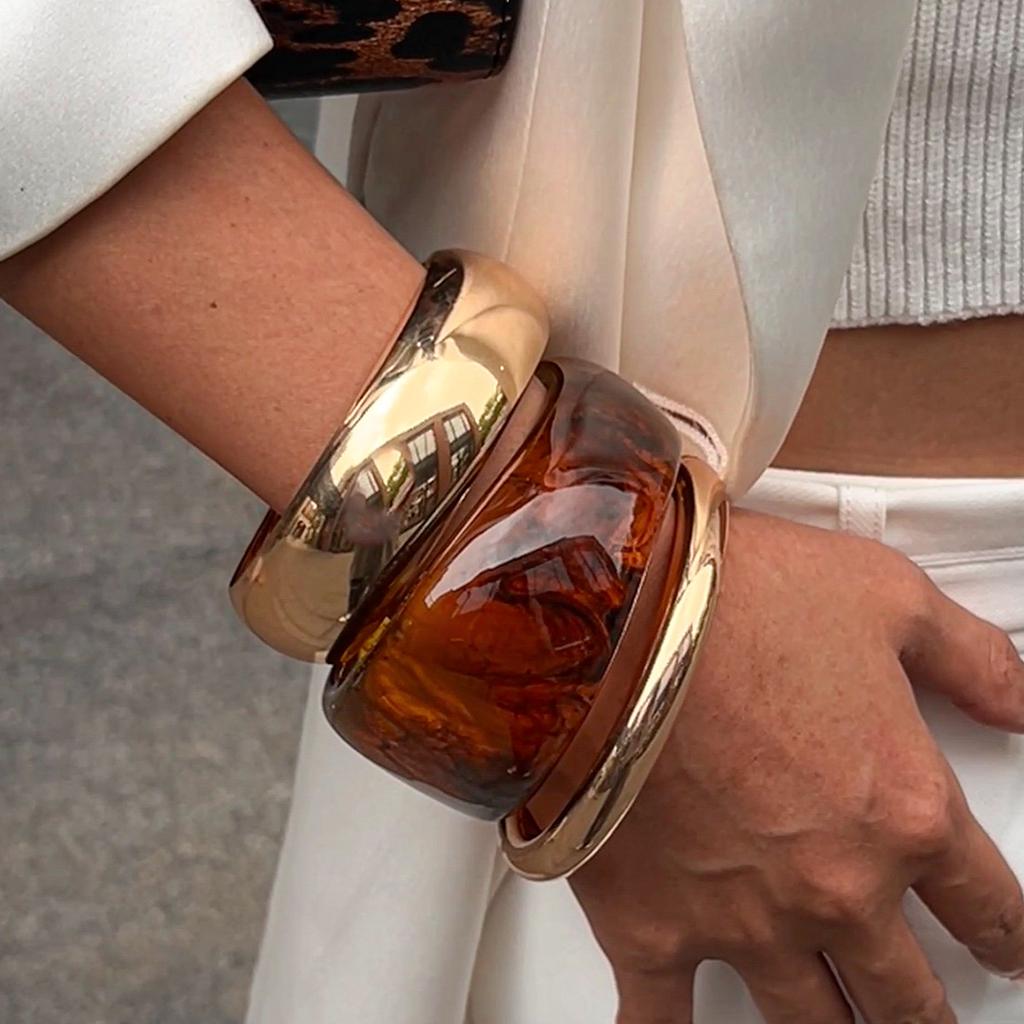 Design Bracelet Tortoiseshell Retro Exaggerated Jewelry Bracelet Personality Wide-sided Temperament Bracelet