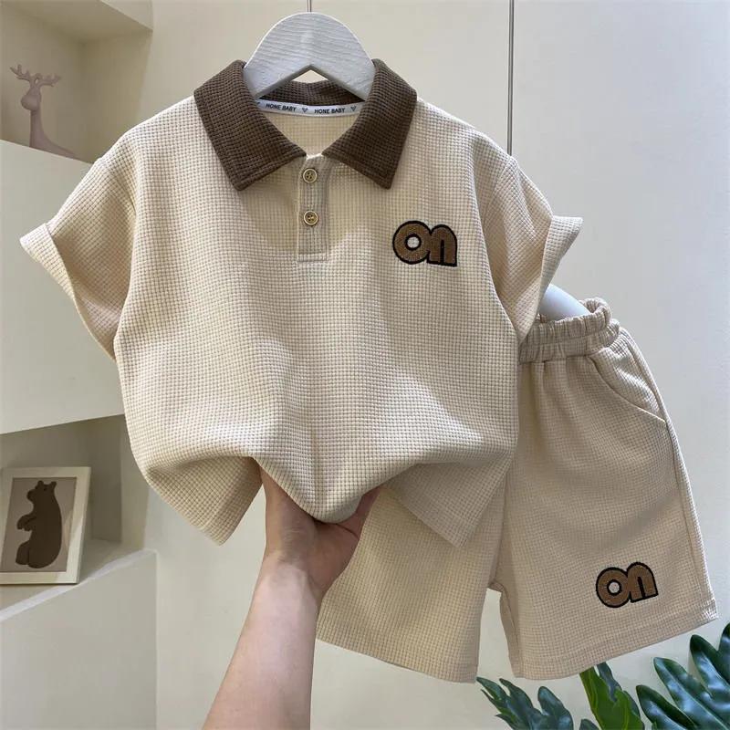 Boys Summer Casual Suit In Small Children Short-sleeved Polo Collar Top + Shorts Handsome Cute Two-piece Suit