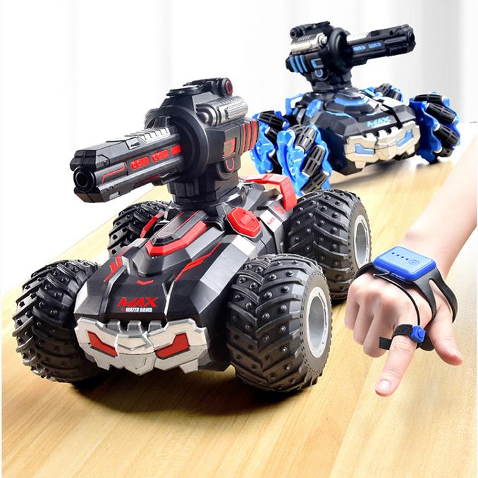 Детский механический танк с дистанционным управлением, распознающий жесты, запускающий водяную бомбу, четырехколесный внедорожник, радиоуправляемая игрушка