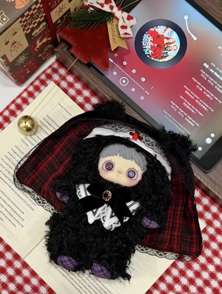 MayMei Winter Mystery Tan Series Plush Mascot Acrylic Fluffy Winter Clothes 6 Types 1 Secret Randomly Box of 7 Designer Toy Style Collectible