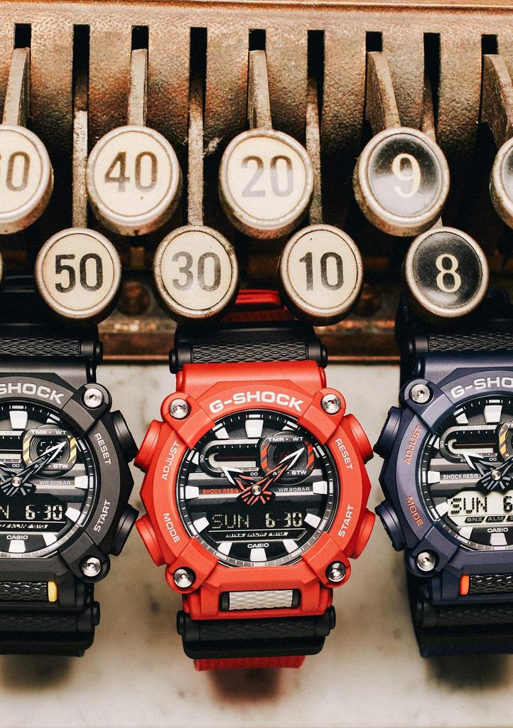 CASIO Watch Men Red G-SHOCK GA-900-4AJF