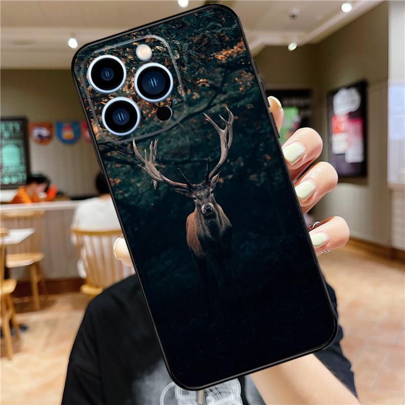 Animal Deer Case For iPhone 17 15 14 13 12 11 16 Pro Max Mini Plus 16e 17 Air Bumper Cover Accessories