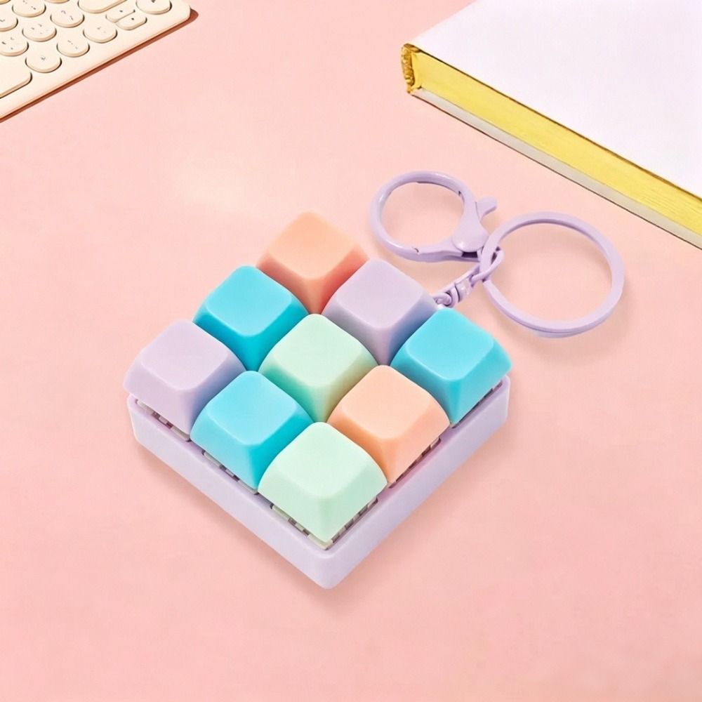 9-Key Mini Keyboard Pendant Colorful Keyboard Keychain Decompression Button Toy Desktop Decoration