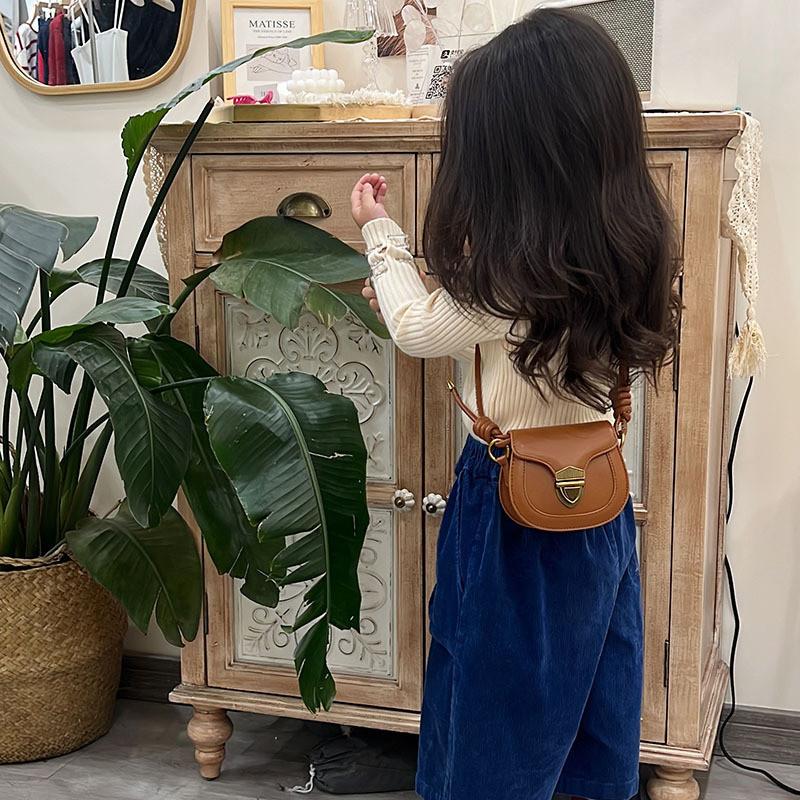 Chic Modern Handbag For Children Lightweight Fashionable Single Shoulder Bag