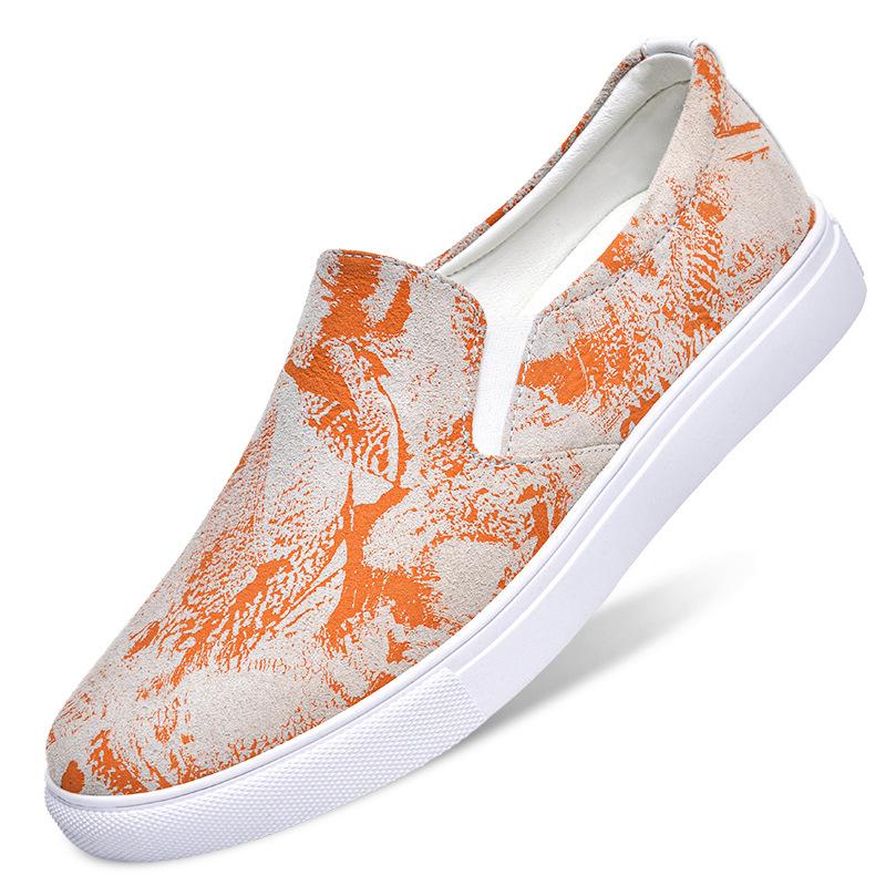 2024 Европейская новая мужская обувь из натуральной кожи, повседневная обувь, трендовые принты, плоские туфли для скейтбординга, модные лоферы без застежек 38-46