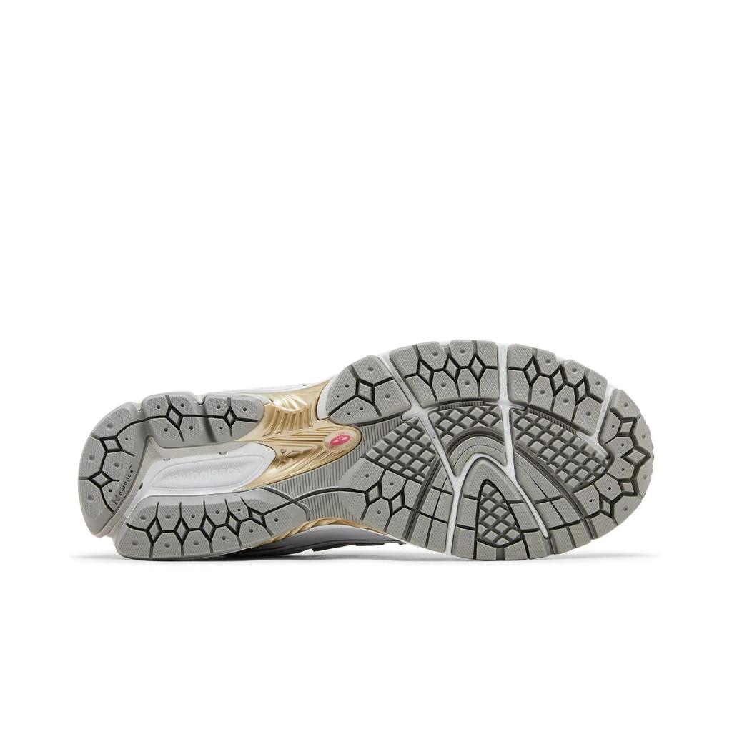 New Balance 1906R 'Silver Metallic Dragon Berry' (Unisex) Silver Metallic / Dragon Berry / White Running Shoes U1906RCH