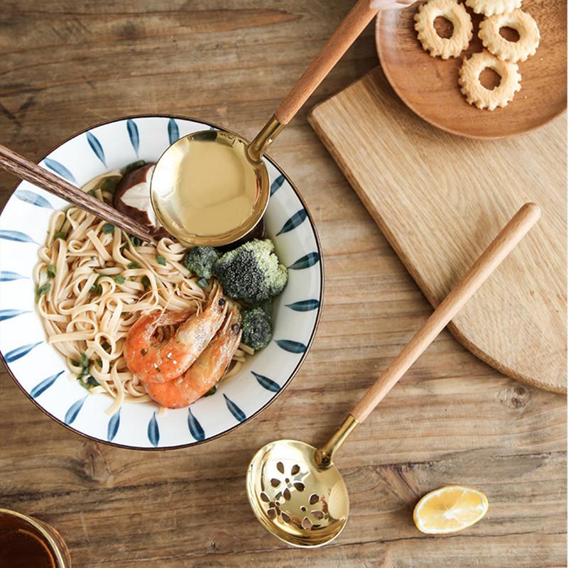Japanese Wooden Handle Anti-hot Soup Stainless Steel Soup Leakage Ramen Spoon Home Kitchen Gadget