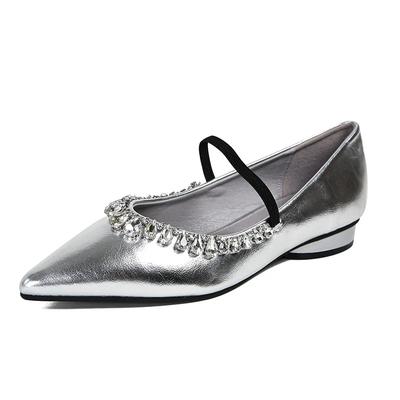 Мода 2025 Новые летние туфли с острым носком на каждый день большого размера женские повседневные кроссовки элегантные балетки хрустальные большого размера лодочки для платья