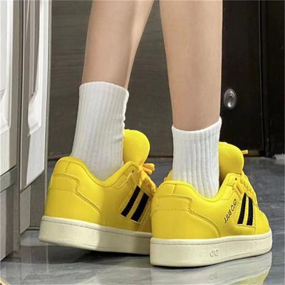 2024 летние новые китайские желтые туфли Chubby Bread женские популярные универсальные повседневные спортивные туфли для скейтбординга Guochao
