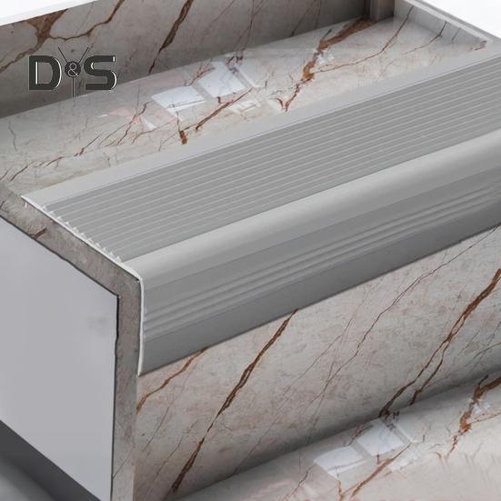 100 см нескользящая накладка на край лестницы L-образной формы, самоклеящаяся защита края лестницы, водонепроницаемая внутренняя и наружная накладка на край лестницы