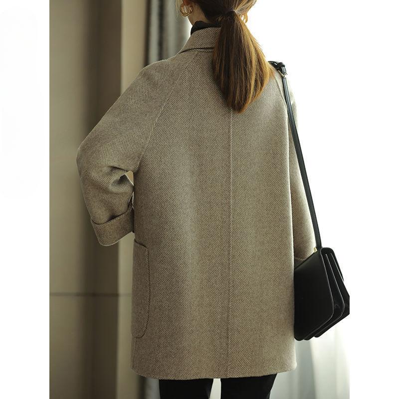 Premium Ribbed Woolen Overcoat for Women, Loose Fit To Accentuate Slimming Look In Spring Autumn Winter