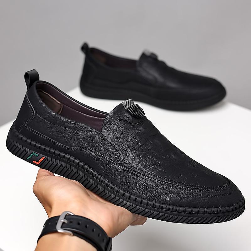 Модные весенне-осенние нескользящие туфли для вождения для мужчин, модные повседневные новые кожаные туфли для мужчин, новые дизайнерские однотонные мужские мокасины