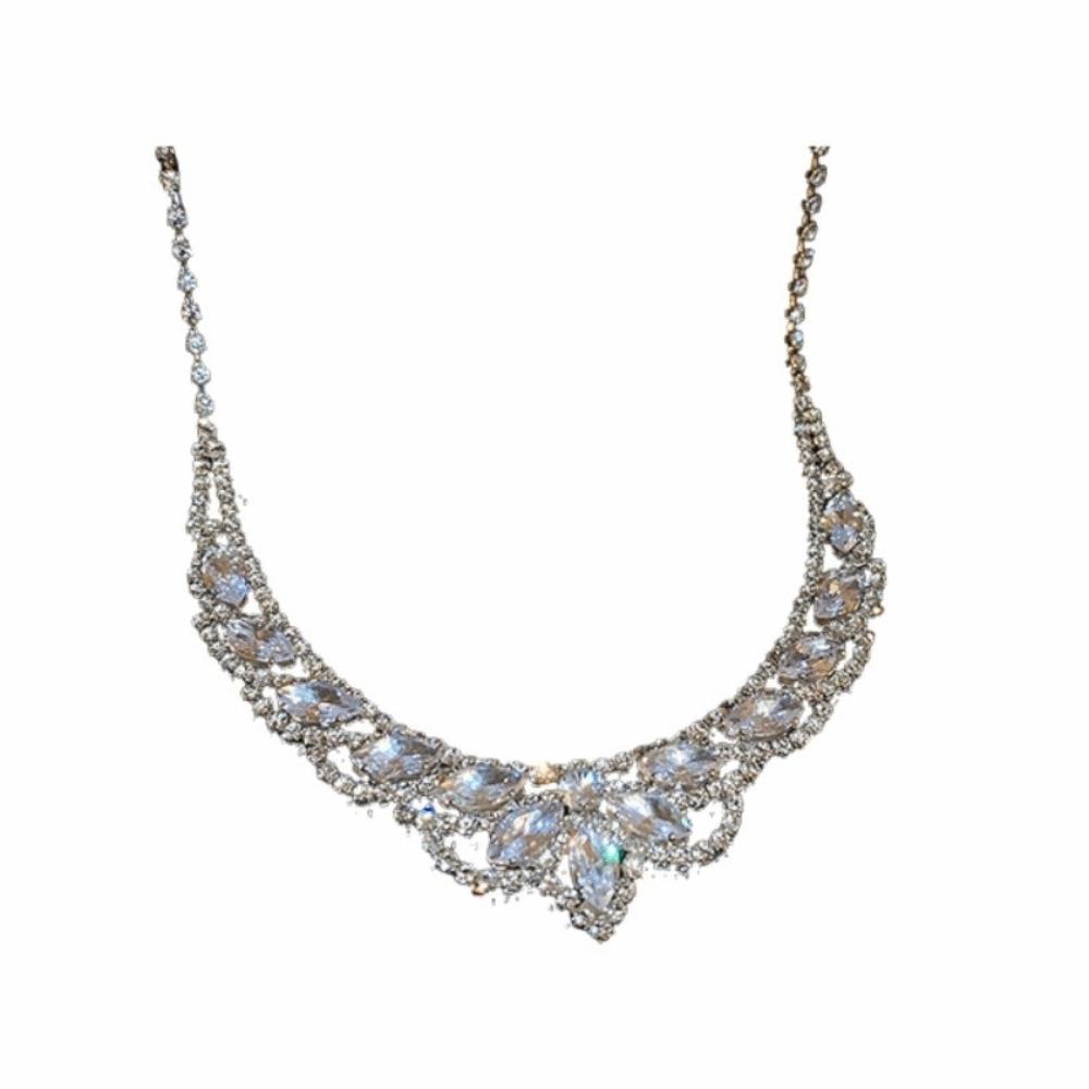 3Pcs U-Shaped Water Drop Pendant Necklace European Style Crystal Bride Jewelry Set Ladies Gift