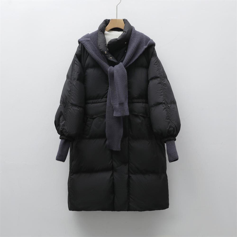 Перо Белый утиный пух Зимнее новое свободное пальто средней и длинной длины с капюшоном и съемной вязаной шапкой Пуховик женский