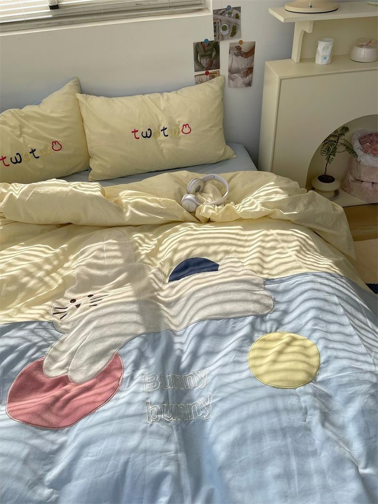 Стираный хлопок с вышивкой «девчачье сердце» из чистого хлопка, комплект из четырех предметов из стираного хлопка, простыня из чистого хлопка, пододеяльник