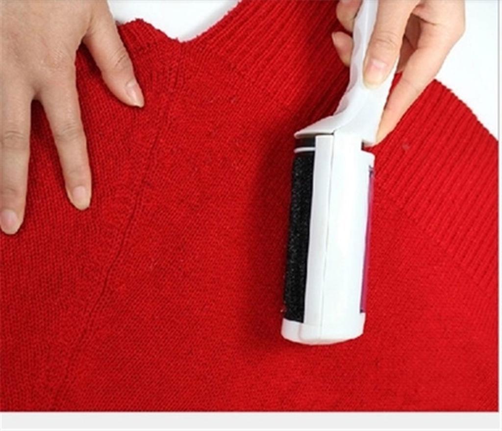 Щетка-пылесос для чистки одежды и животных