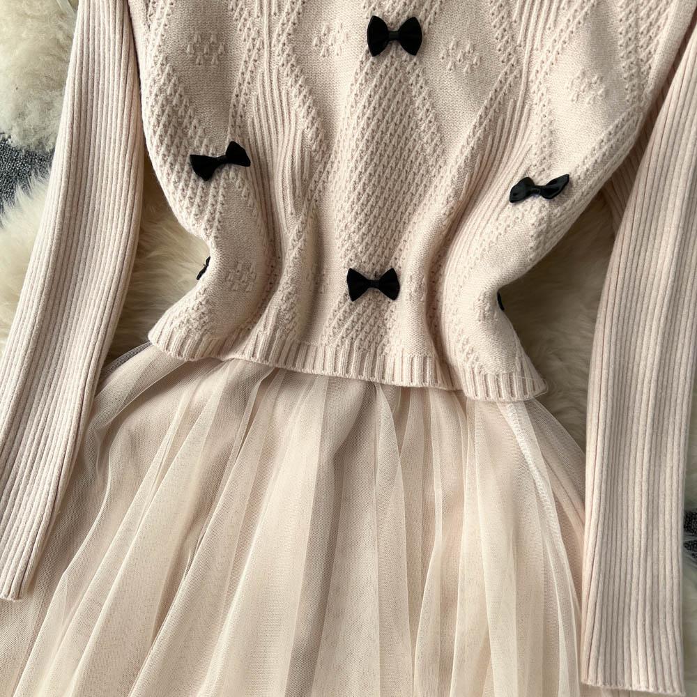 Женское трикотажное платье с нерегулярной сетчатой ​​строчкой, короткий свитер с небольшим благовонием, жилет, осенне-зимний костюм из двух предметов