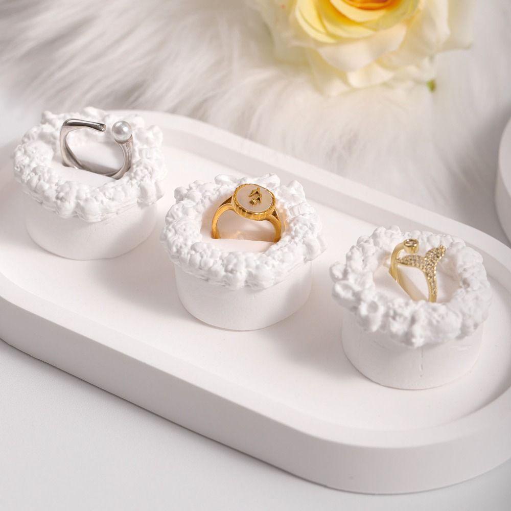 White Gypsum Plaster Ring Holder Exquisite Ring Display Rack Cake Shape Ring Stand  High Quality