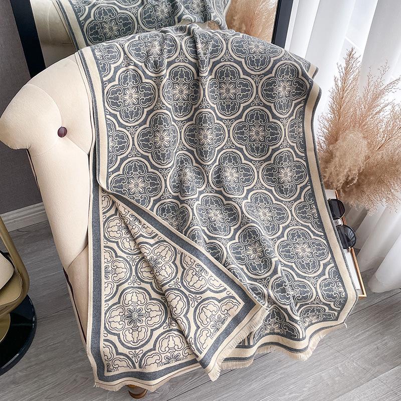 Temperament Tassel Age Reduction Thickened Scarf Outside With Loose Shawl High Sense Travel Cloak Women