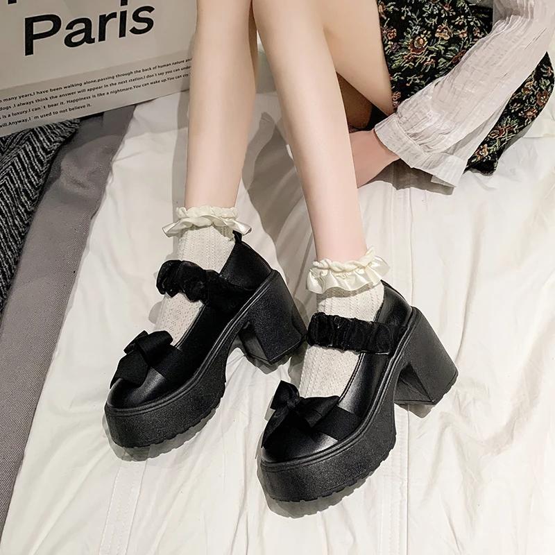 Мода Новые женские туфли на высоком каблуке с круглым носком на толстом каблуке Удобные женские туфли Мэри Джейн Ретро лоферы