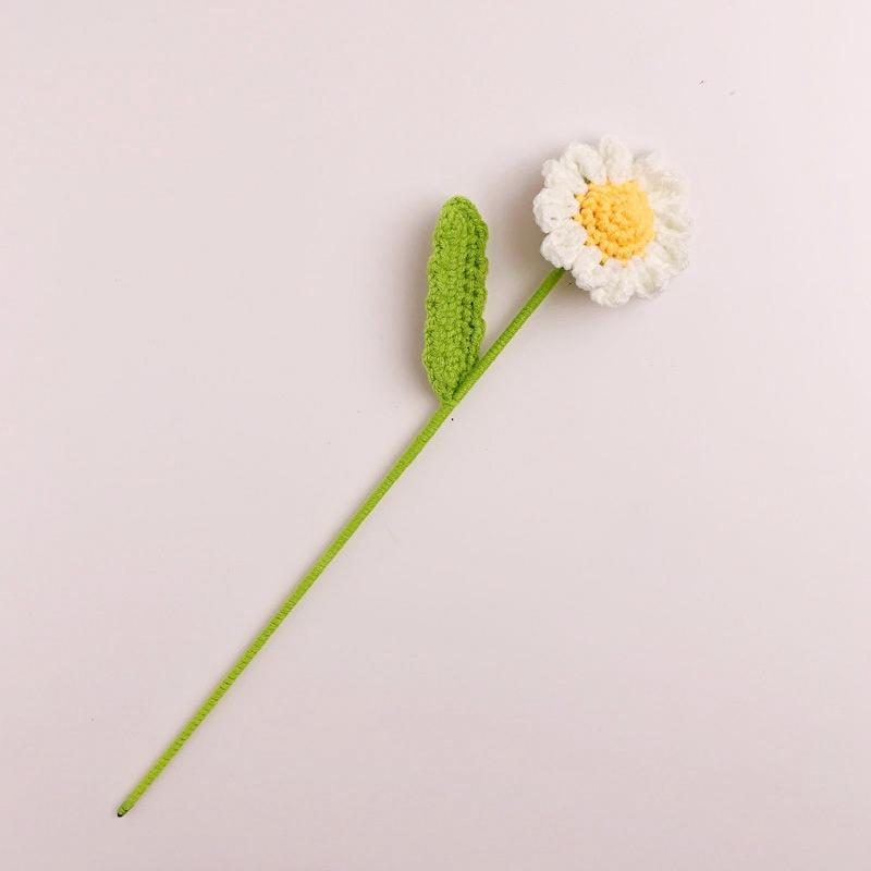 Crochet Flower Artificial Finished Product Little Daisy Hand-Woven Girlfriend Gifts Flower for Girlfriend Bouquet Chamomile Wool