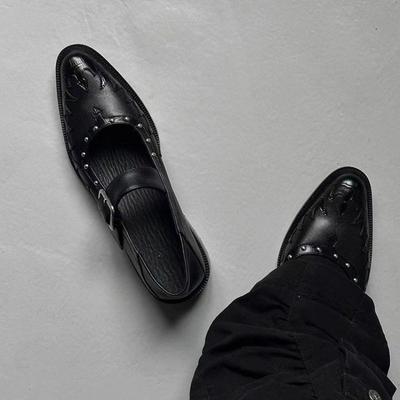 Женские туфли на квадратном каблуке, летние новые, с мелким вырезом, металлической пряжкой, заклепками, противоскользящие, износостойкие, на низком каблуке