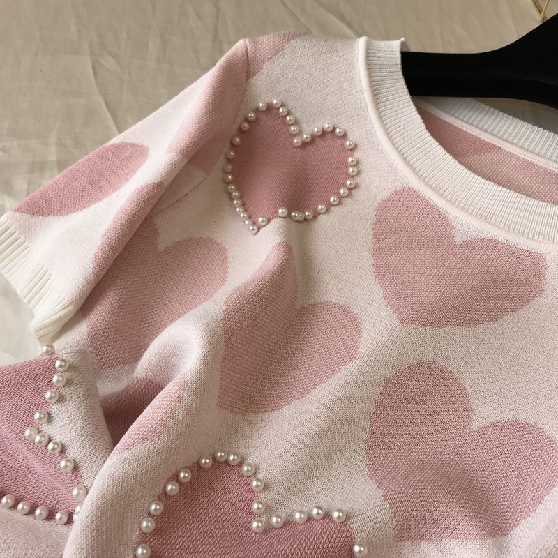 Модный женский трикотажный костюм с принтом сердец : свитер с коротким рукавом и брюки на шнурке в поясе