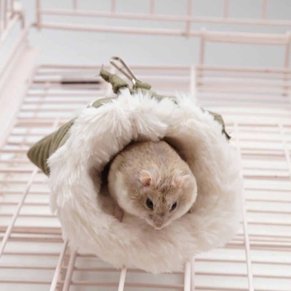 Warm Hamster Sleeping Bag Comfortable Soft Weasel Sleeping Bag Non-slip Windproof Hamster Plush Nest Pet Habitat