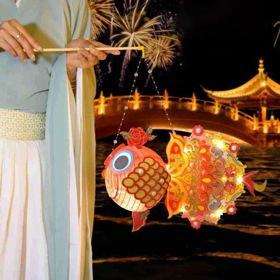 Китайский фонарь «Рыба на удачу» ручной работы из бумаги со светодиодной подсветкой своими руками