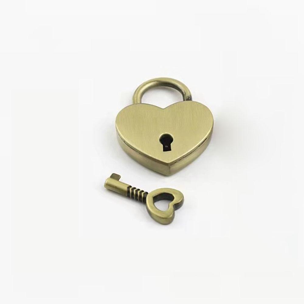 Wedding Diary Book Suitcase Vintage Antique Style Mini Padlocks Key Lock Heart Shape Padlock