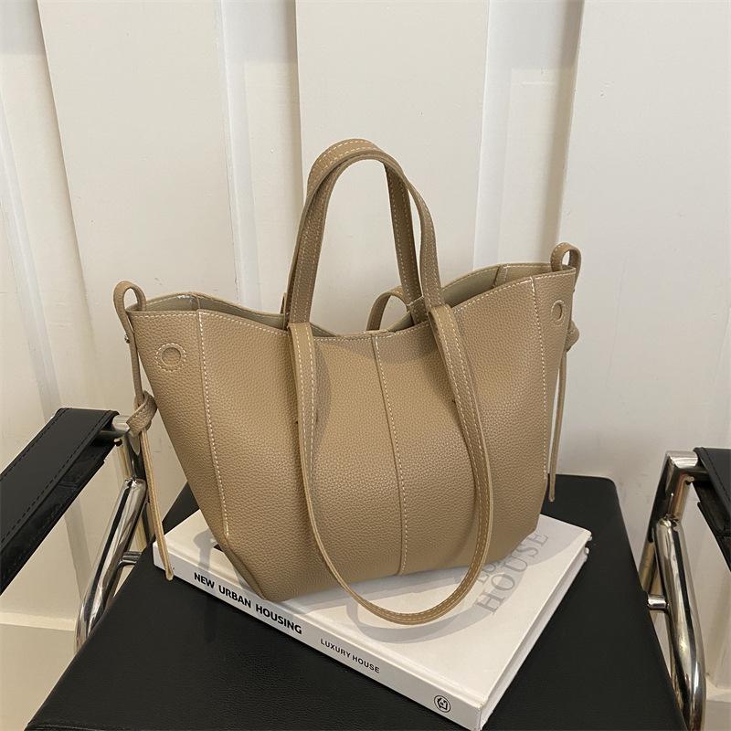 Стильная корейская сумка-тоут из искусственной кожи для женщин, вместительная структурированная сумка через плечо, повседневная рабочая сумка для поездок KTB